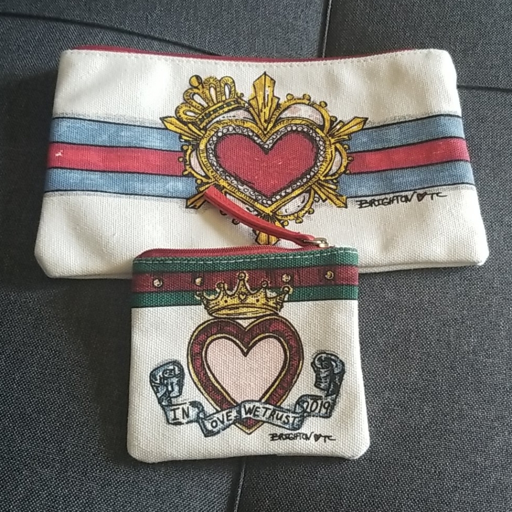 Adorable Spring wristlet & coin purse